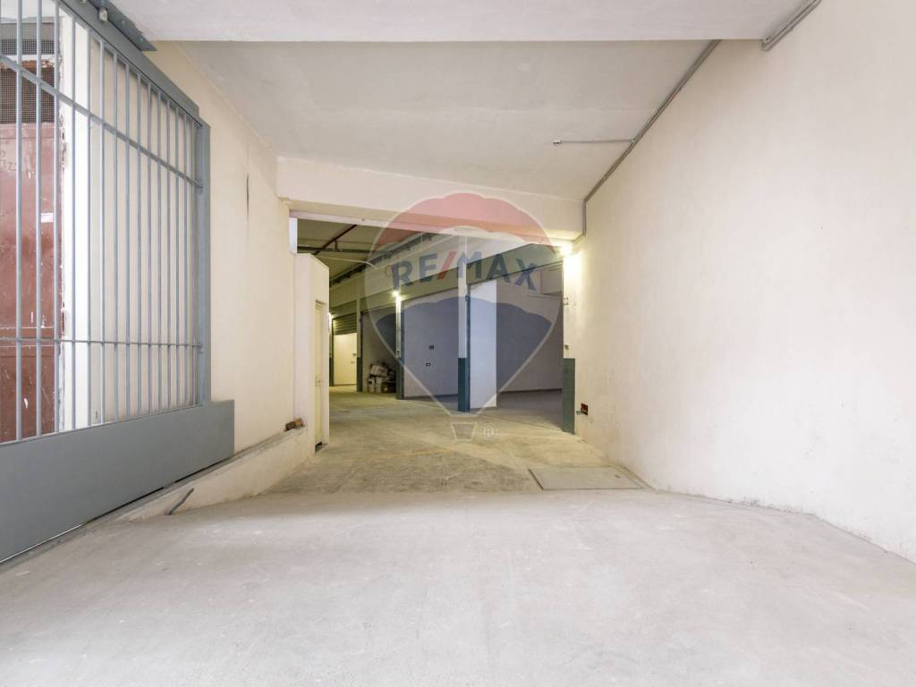 Box / garage a Palermo in VIA UMBERTO GIORDANO, 176 - Foto 3