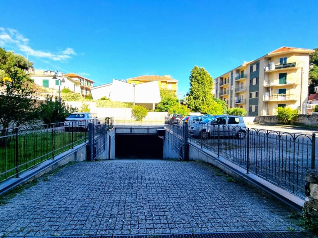 Box / garage a Noli in Via Giacomo Matteotti - Foto 5