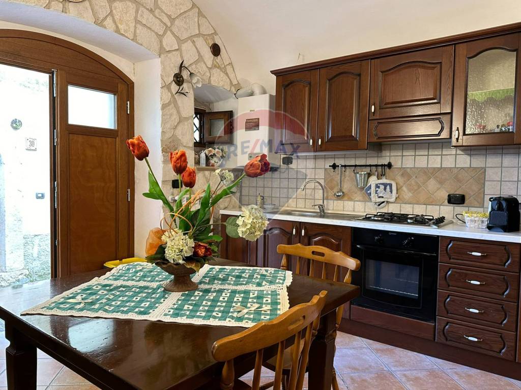 Appartamento a Scapoli in Via Buonconsiglio, 15 - Foto 2