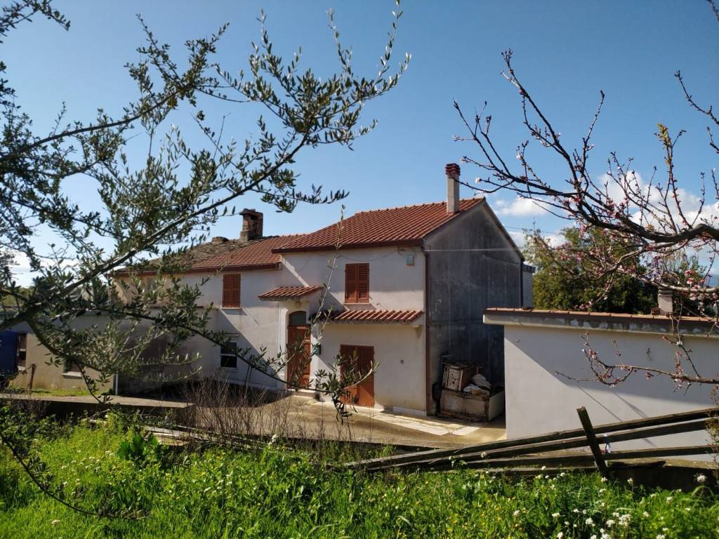 Villa a Collecorvino in Contrada Convento - Foto 3