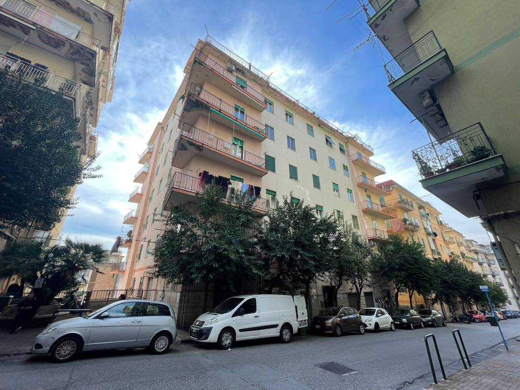 Appartamento a Salerno in Via Salvatore Calenda, 38 - Foto 3