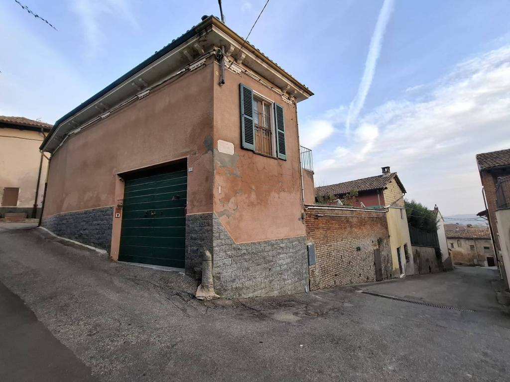 Villa a Casorzo in Via Vittorio Montiglio, 18 - Foto 3
