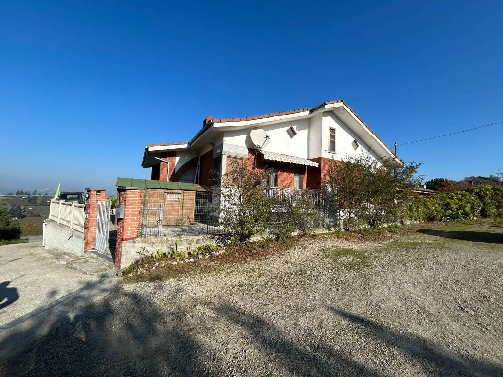 Villa a Castagnole delle lanze in Via 4 Novembre, 45 - Foto 2