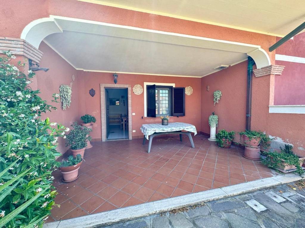 Villa a Ardea in Via Brenta, 33 - Foto 3