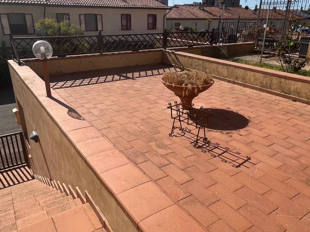 Casa indipendente a Piombino in Via Achille Grandi - Foto 2
