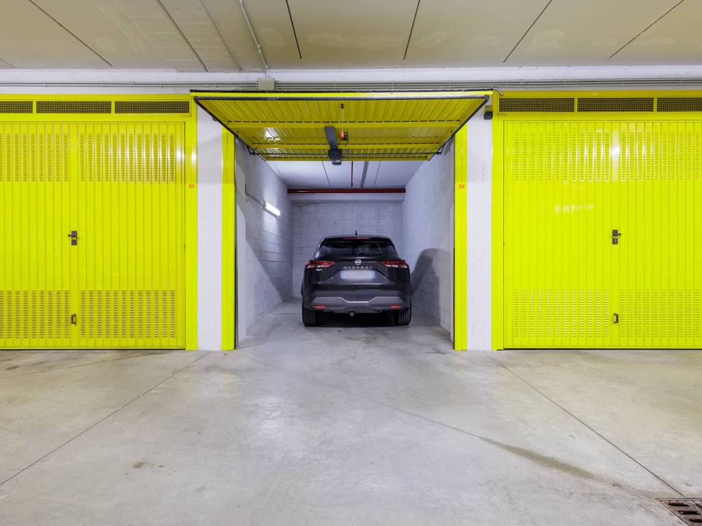 Box / garage a Cuneo in Via Antonio Bassignano, 34 - Foto 2