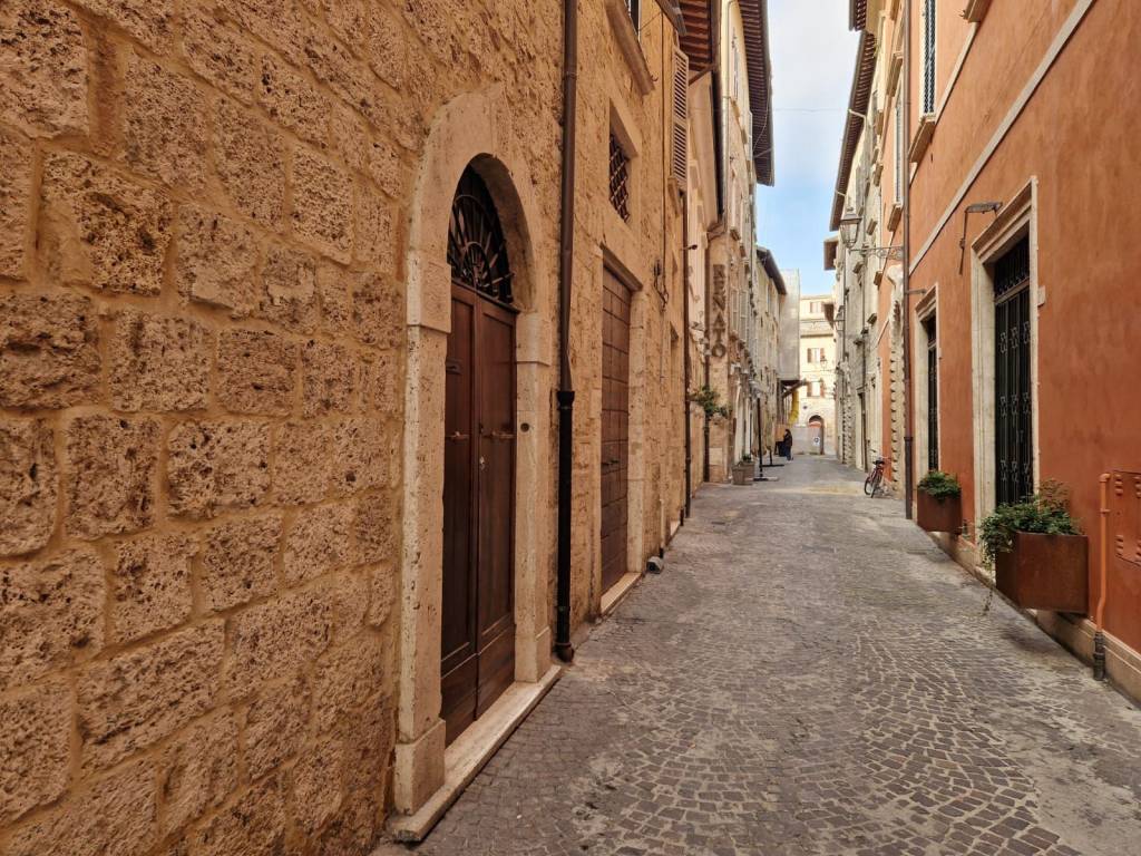 Casa indipendente a Ascoli piceno in Via del Trivio - Foto 5