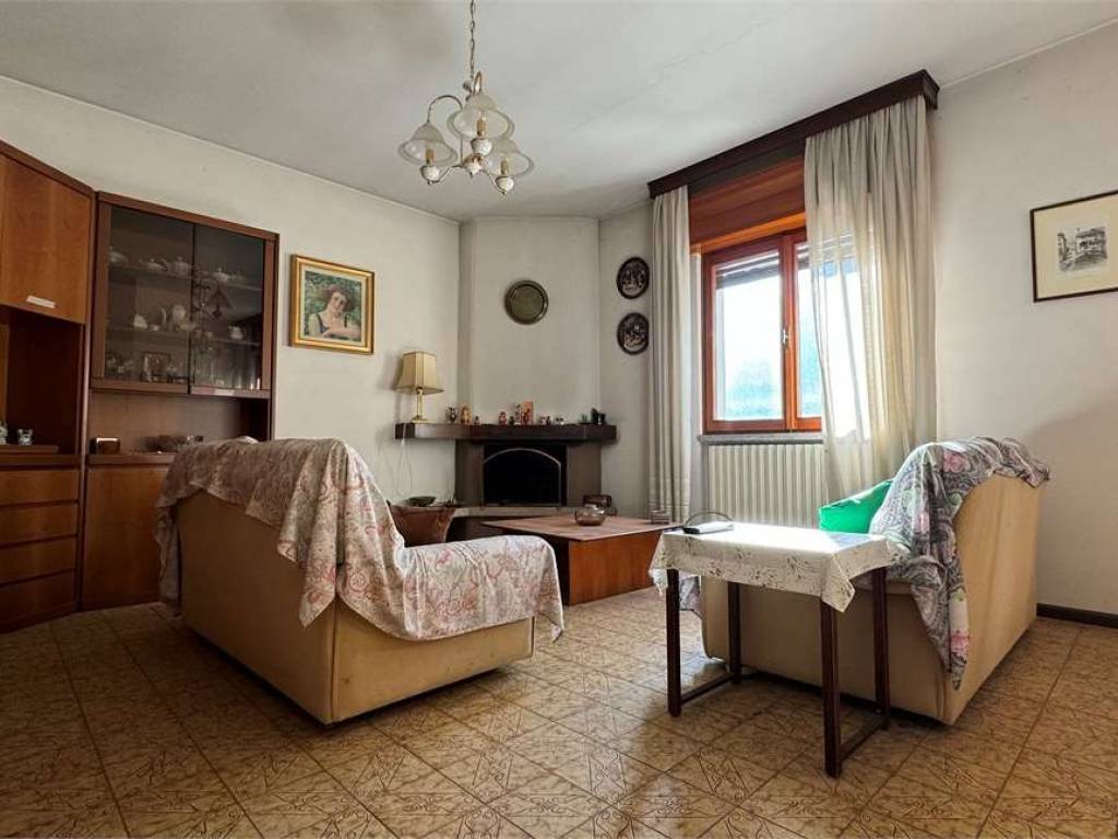 Appartamento a Varzo in Viale Castelli, 8 - Foto 3