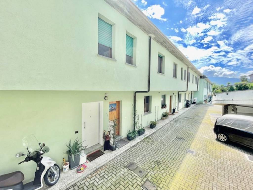 Casa indipendente a Verbania in Via Vignolo - Foto 4