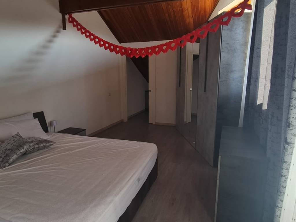 Attico / mansarda a Castagnole delle lanze in Piazza San Bartolomeo - Foto 5