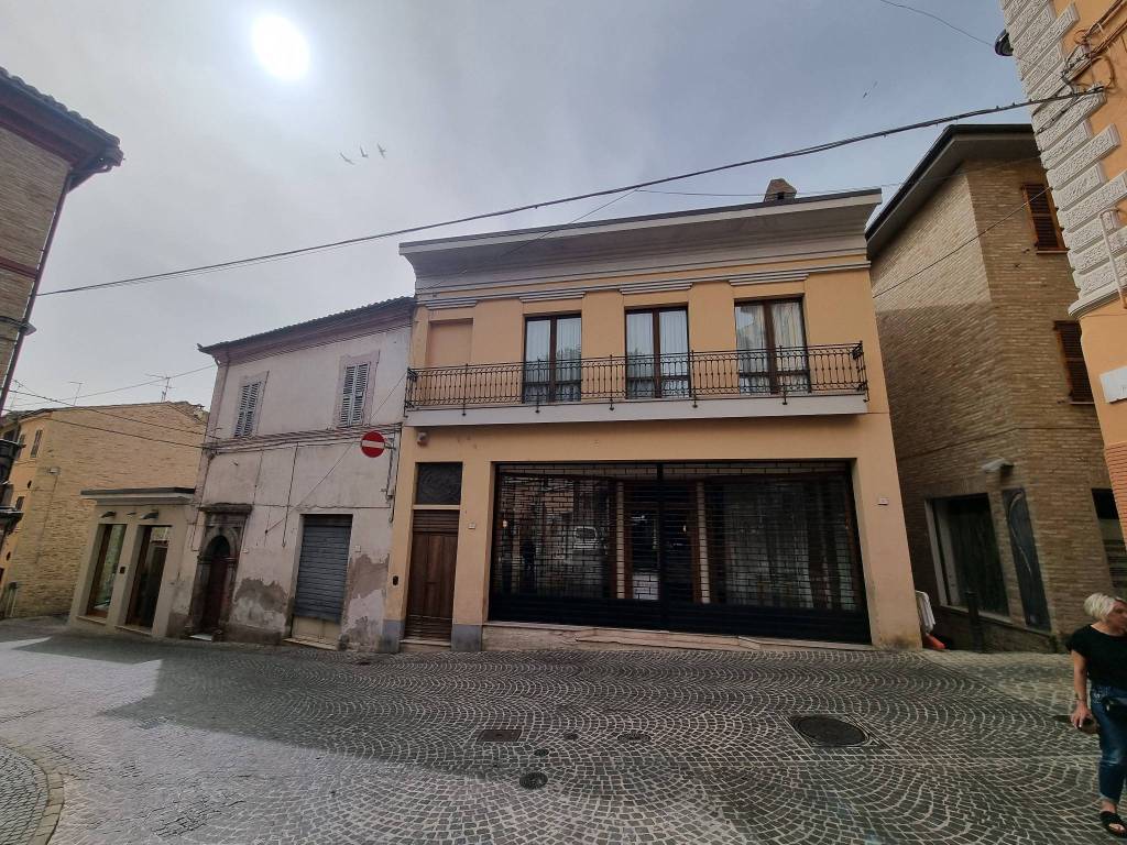 Palazzo / stabile a Corridonia in Via Roma - Foto 2