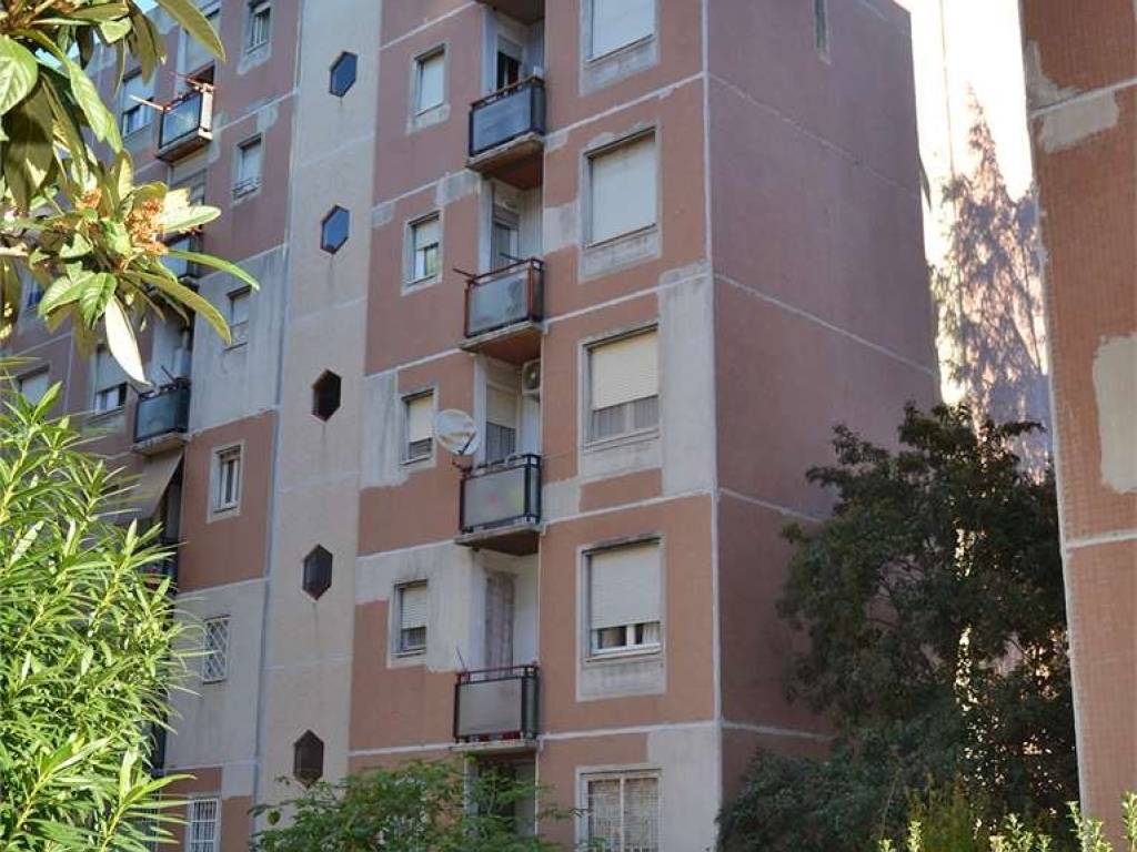 Appartamento a Pomezia in Via Dante Alighieri - Foto 2