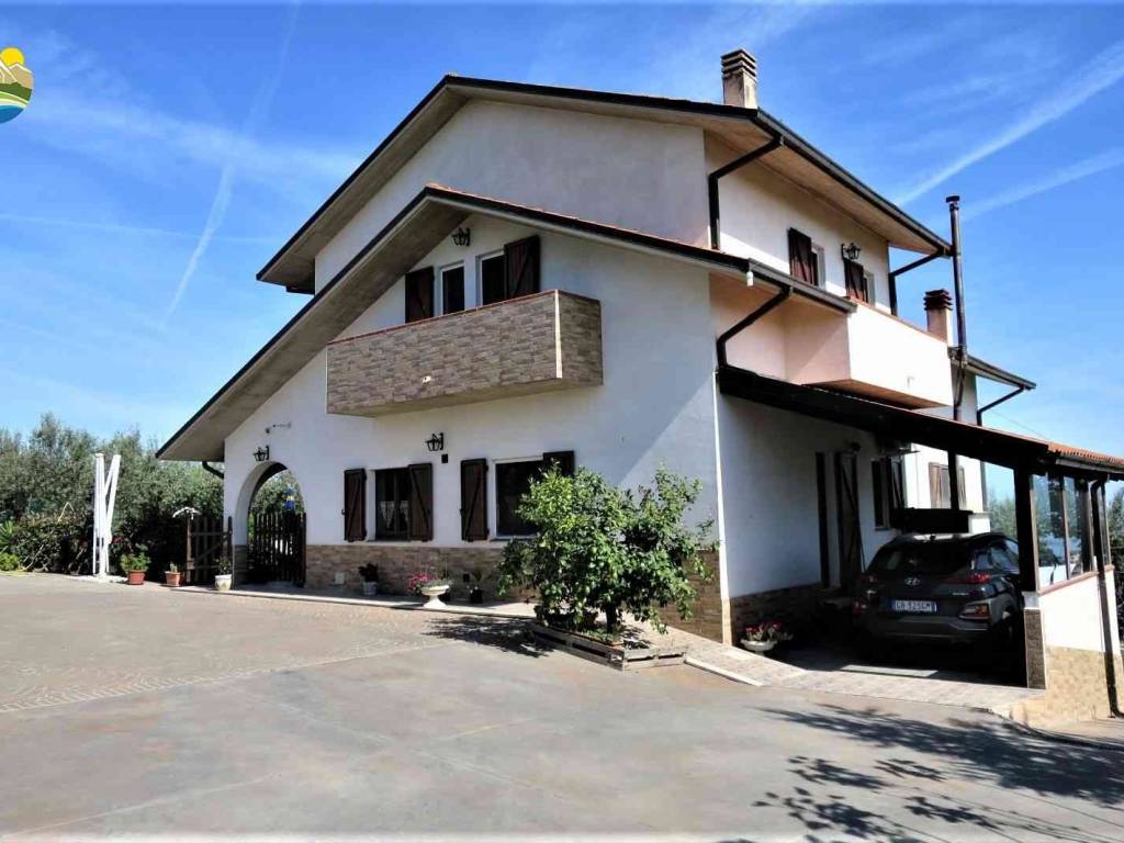 Villa a Pineto in Via Madonna, 73 - Foto 4