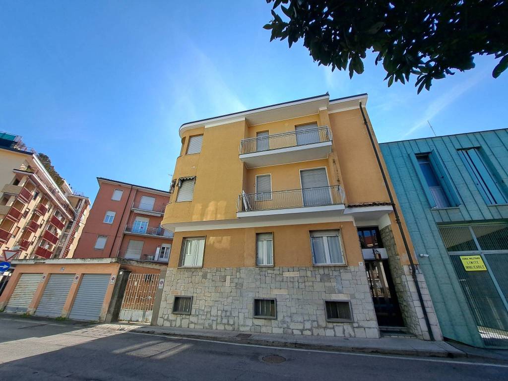 Appartamento a Saluzzo in Via Don Giovanni Bosco, 11 - Foto 3