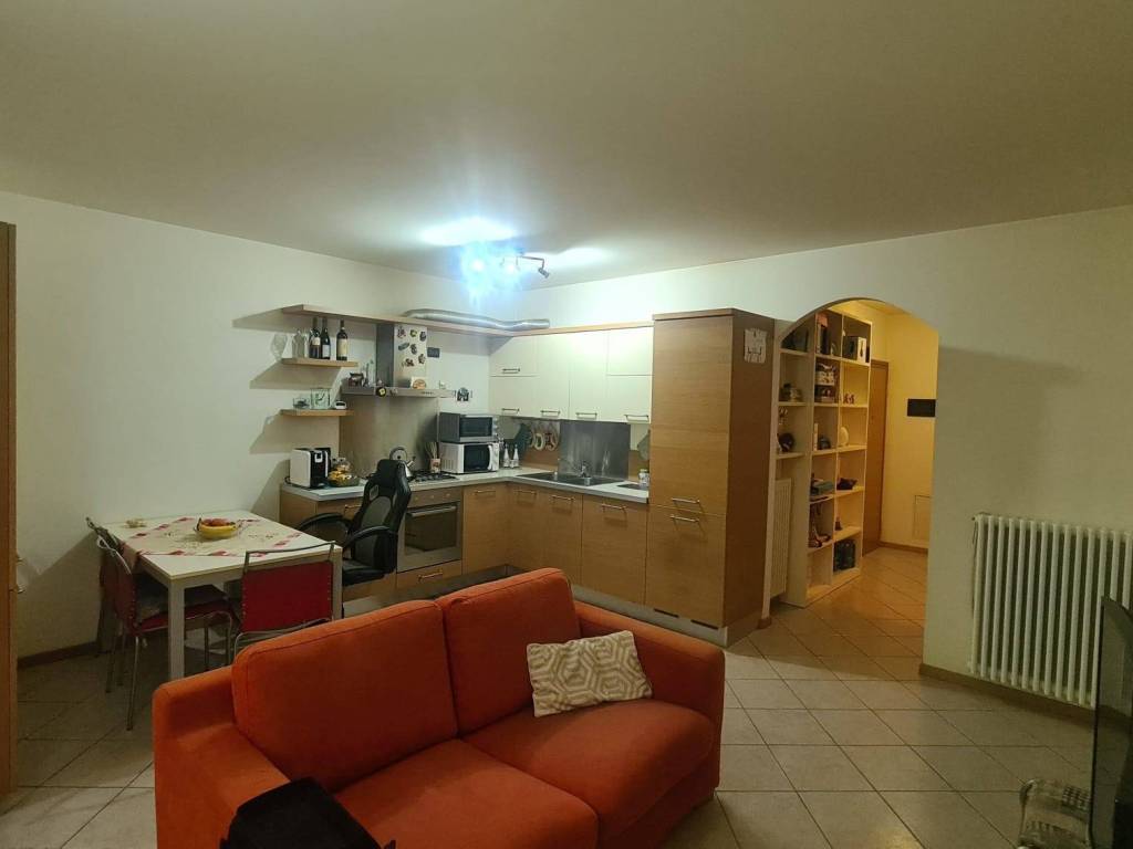 Appartamento a Trento in Via del Dòs de la Luna, 52 - Foto 2