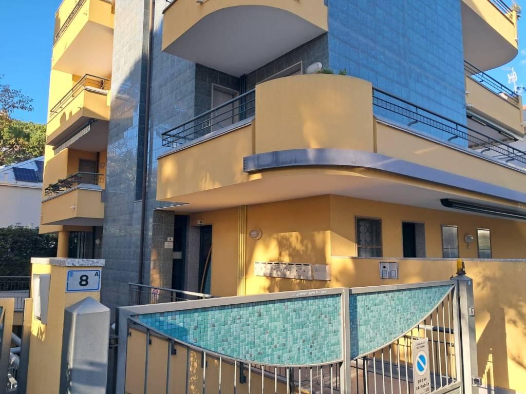 Appartamento a Riccione in Viale Amintore Galli - Foto 3