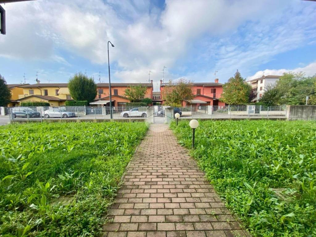 Palazzo / stabile a Cremona in Via Invalidi del Lavoro, 42 - Foto 2
