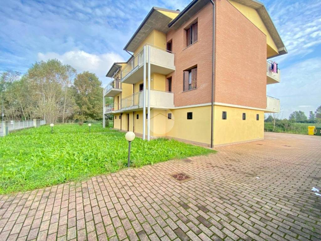 Palazzo / stabile a Cremona in Via Invalidi del Lavoro, 42 - Foto 5