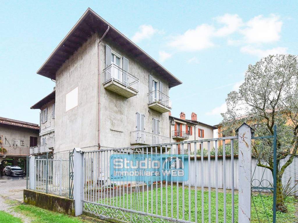 Casa indipendente a Annone di brianza in Via San Cristoforo, 12 - Foto 2