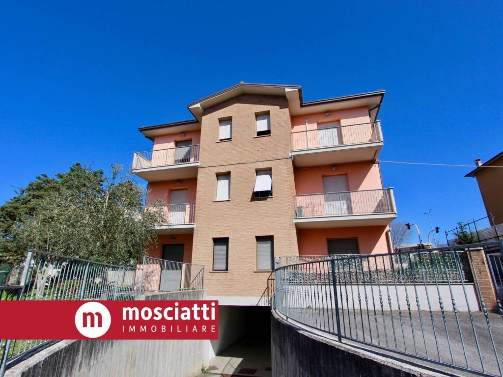 Appartamento a Matelica in Via Razzanti - Foto 2