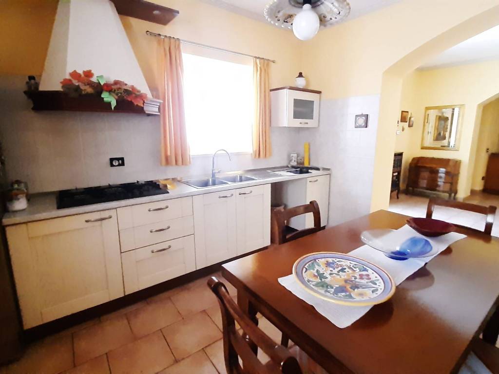 Casa indipendente a Deruta in Via del Risorgimento, 29 - Foto 2