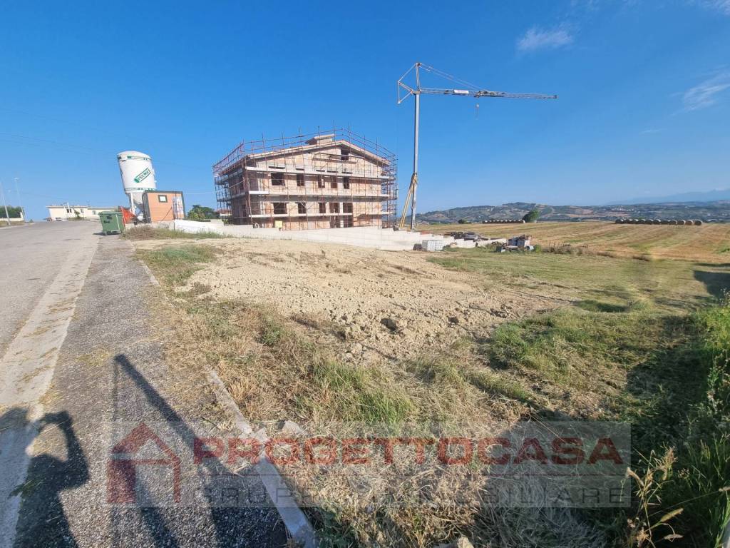 Terreno a Colonnella in CONTRADA CIVITA - Foto 4