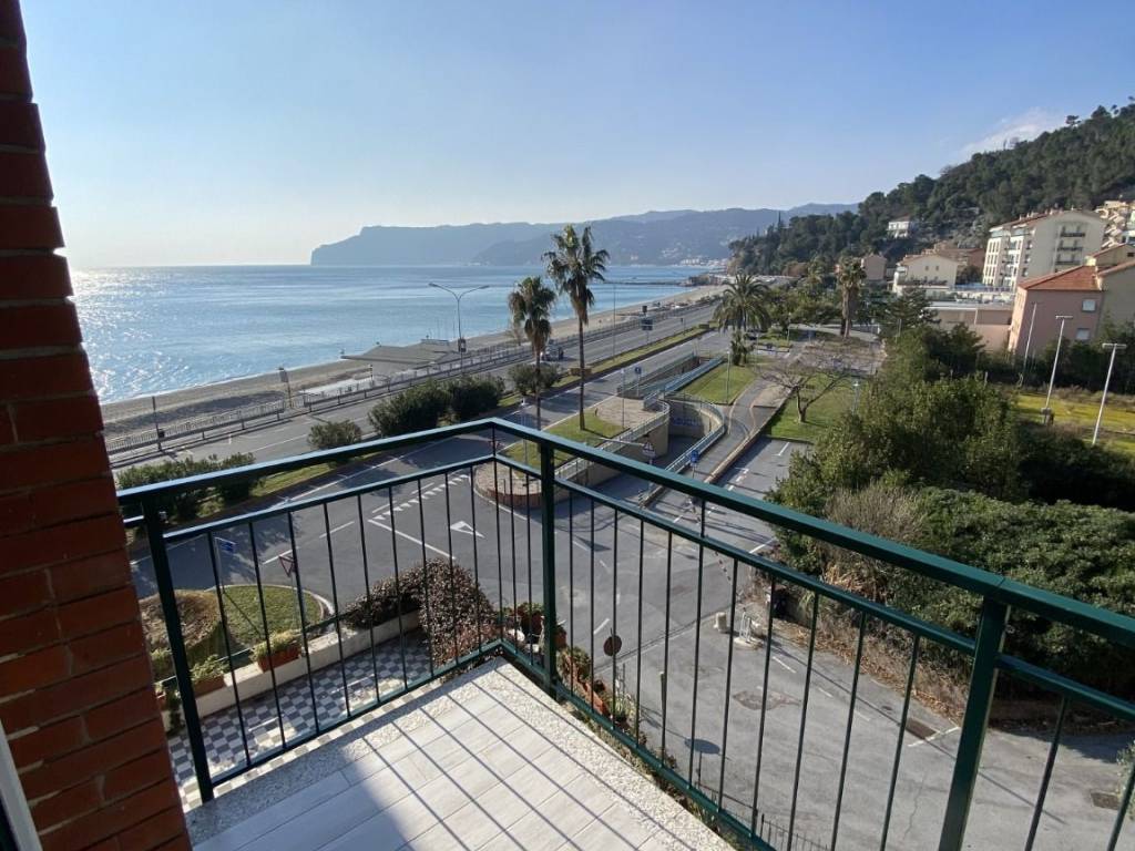 Appartamento a Spotorno - Foto 2
