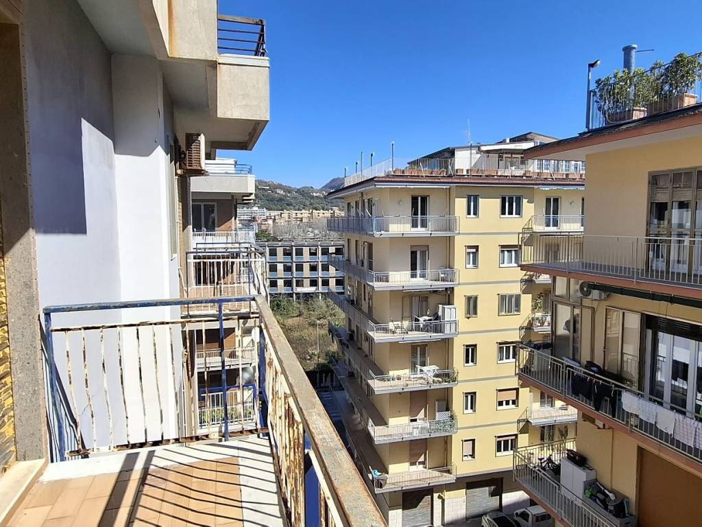 Appartamento a Salerno in Via Vito Lembo - Foto 5