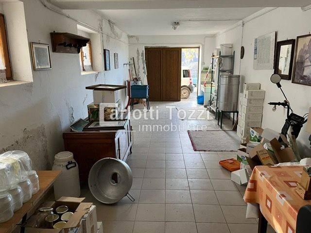 Appartamento a Semproniano in VIA DANTE ALIGHIERI - Foto 3