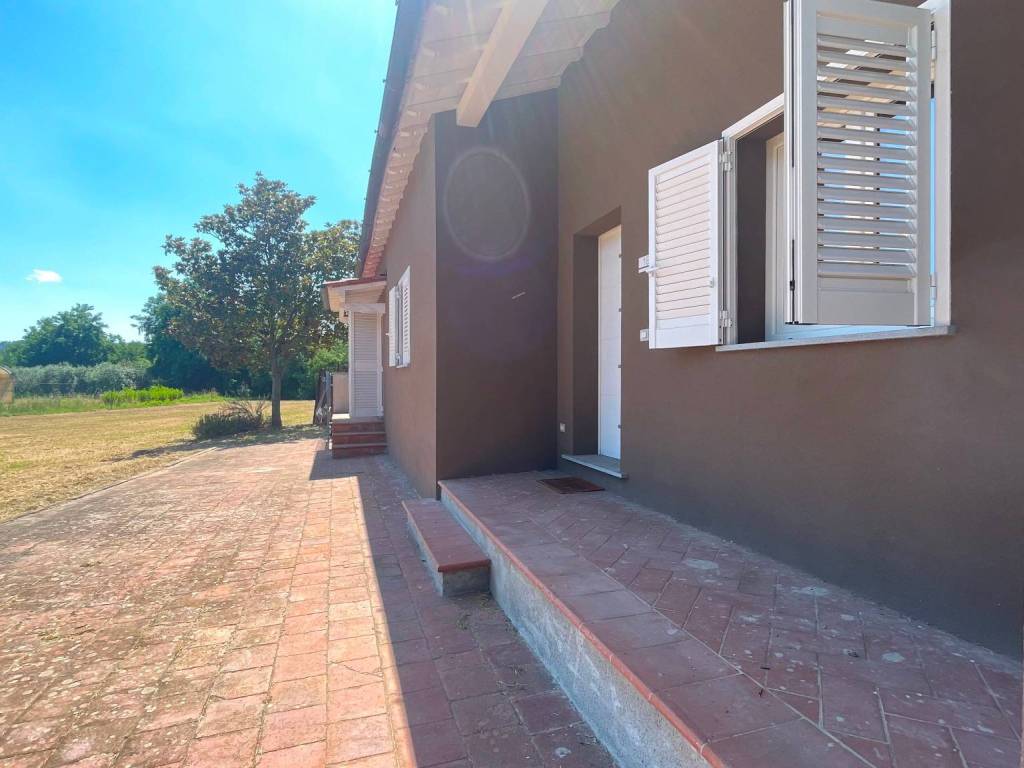 Villa a Pescia in Via della Chiesa, 28 - Foto 4