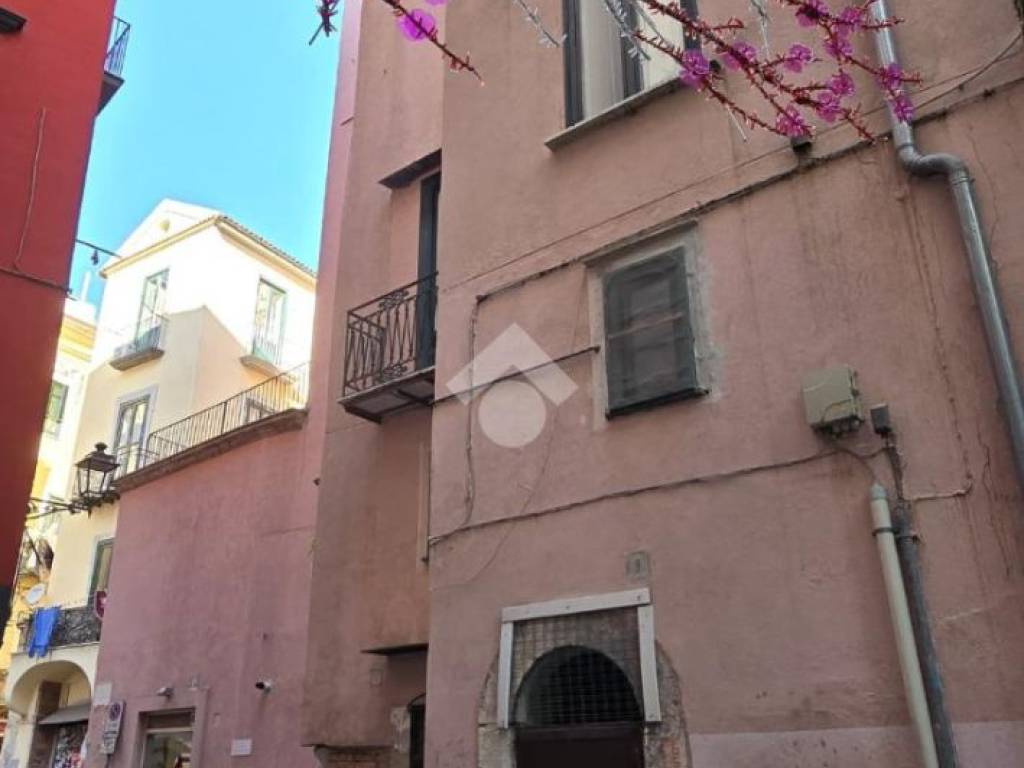 Box / garage a Salerno in Vicolo Della Neve, 5 - Foto 3