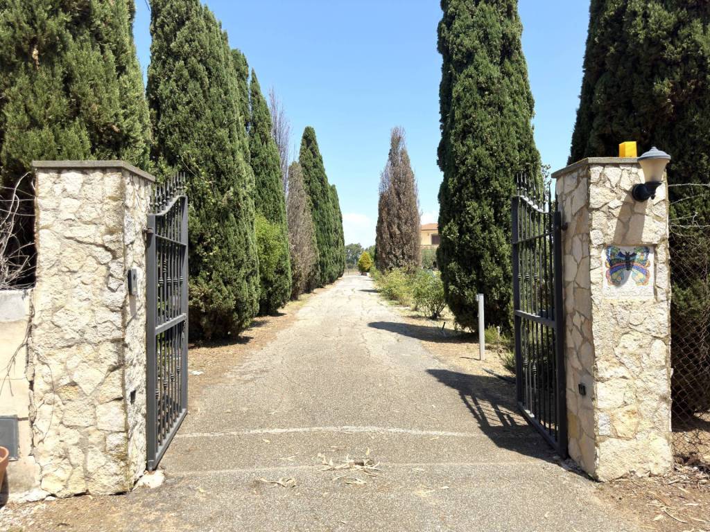 Villa a Tarquinia in Strada Provinciale Litoranea - Foto 3