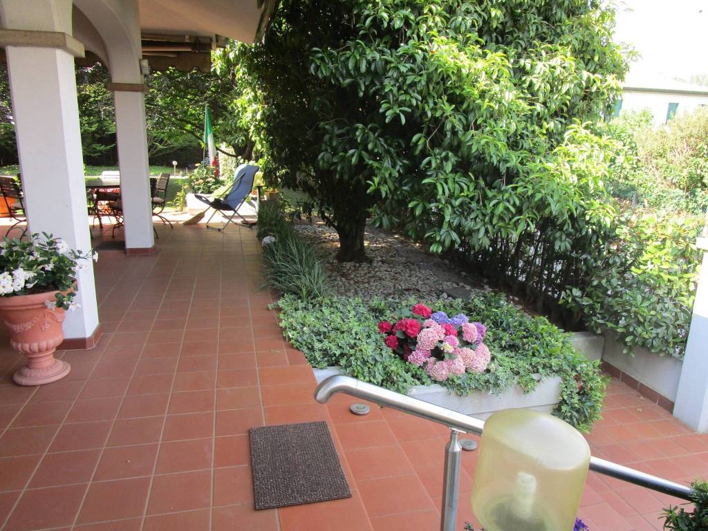 Villa a Noventa padovana in Via Benvenuto Cellini - Foto 2