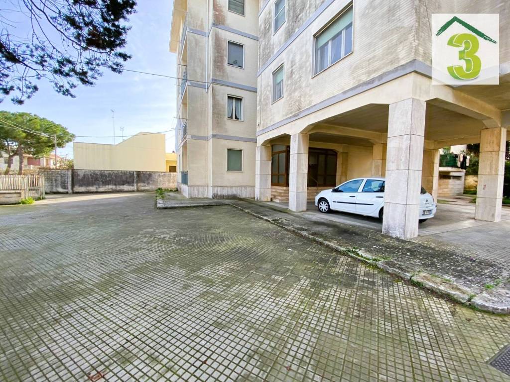 Appartamento a Tricase in Via Roberto Ardigò, 1 - Foto 2