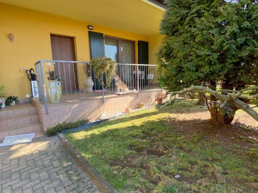 Villetta a schiera a Casaleggio novara in Via Goffredo Mameli - Foto 2