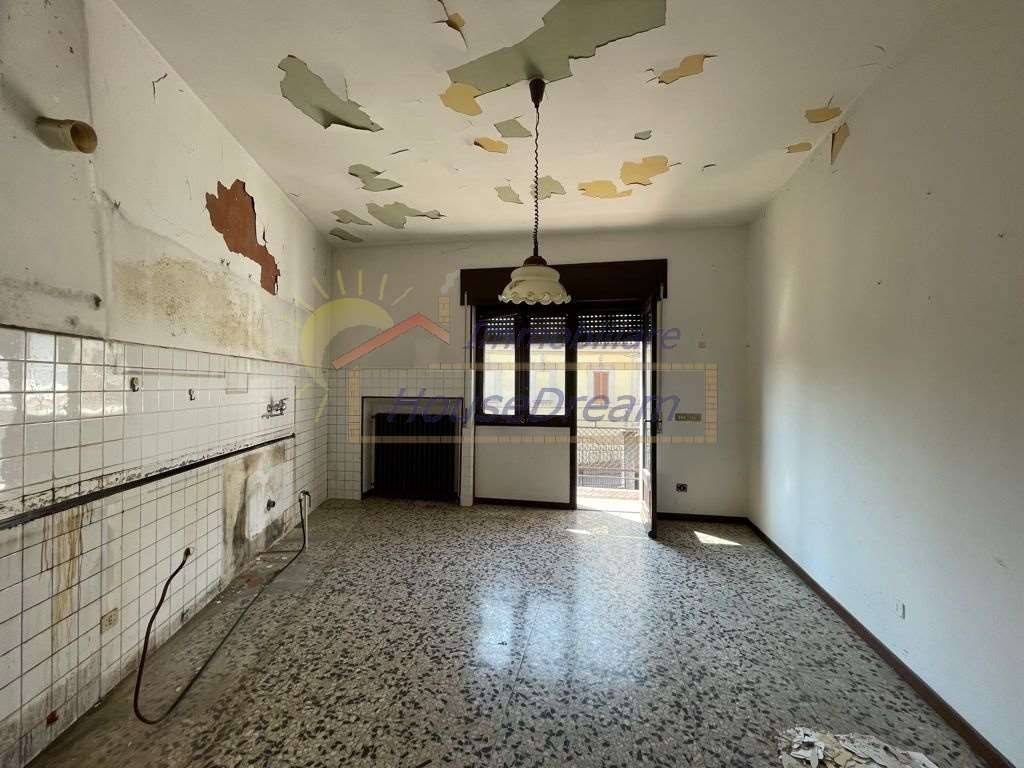 Rustico / casale a Castelletto sopra ticino - Foto 5