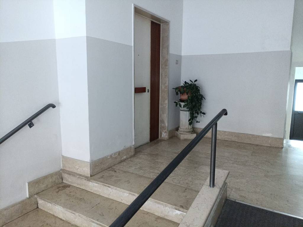 Appartamento a Taranto in Via Genova, 55 - Foto 4