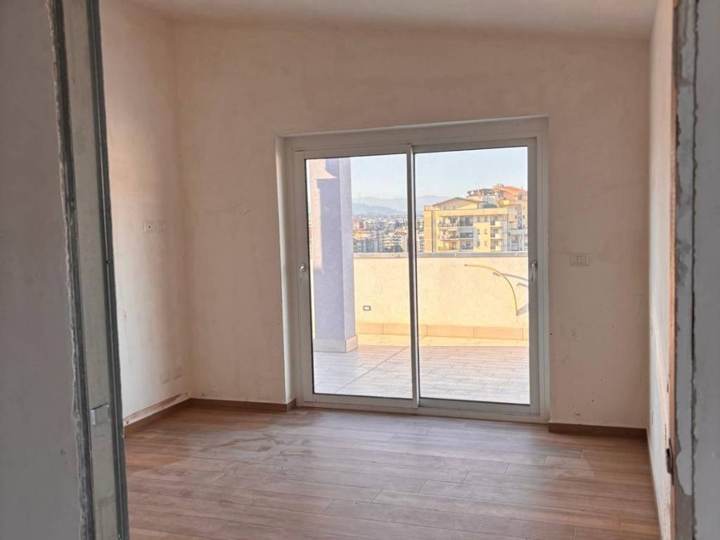 Appartamento a Cosenza in Viale Giacomo Mancini - Foto 3