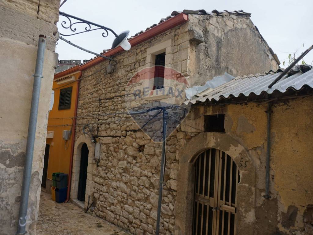 Casa indipendente a Ragusa in via velardo, 53 - Foto 2