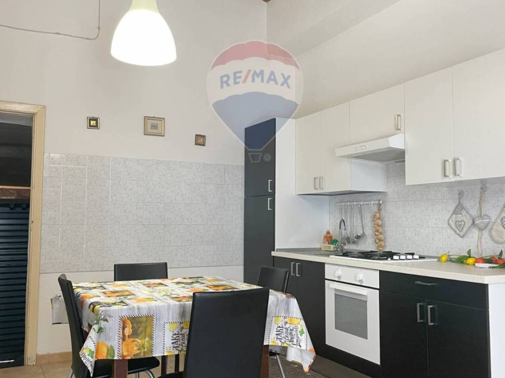 Casa indipendente a Pachino in Via Ciro Menotti, 51 - Foto 3
