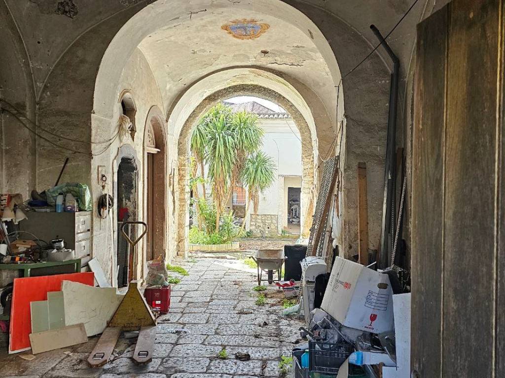 Palazzo / stabile a Montesarchio in Via Roma, 71 - Foto 4