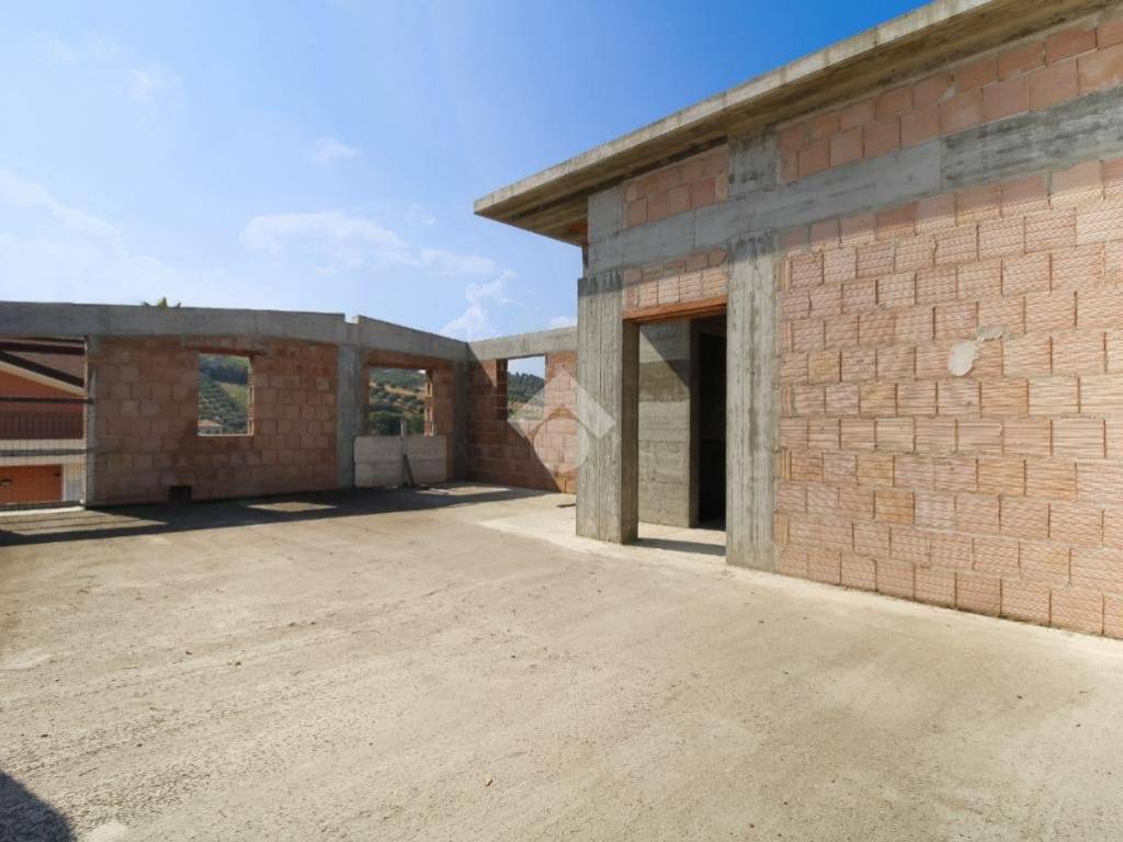 Palazzo / stabile a Alba adriatica in Via dei Salici - Foto 4