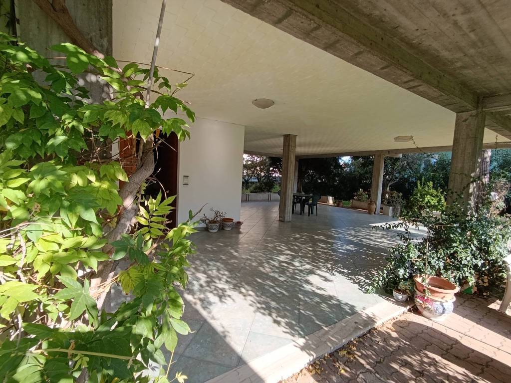 Villa a Alba adriatica in Via Andrea Bafile, 91 - Foto 5