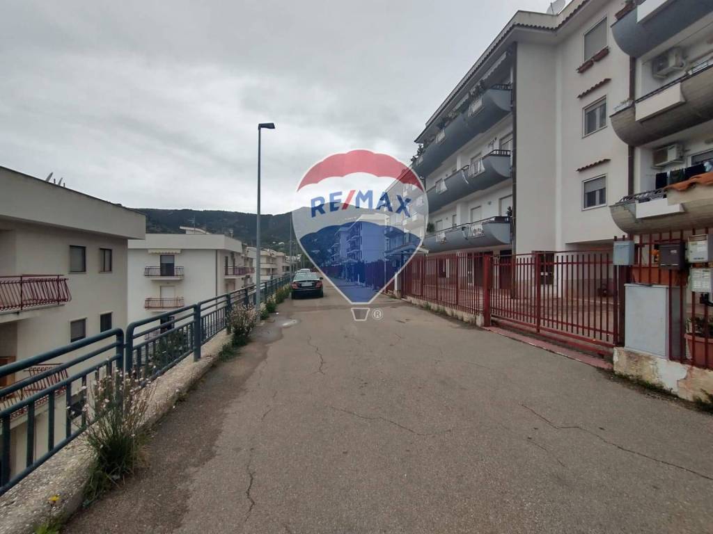 Appartamento a Mattinata in Via San Benedetto Abate, 11 - Foto 3