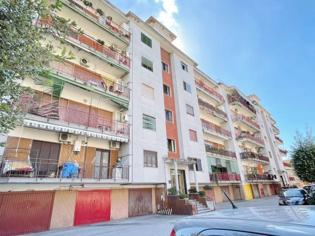 Appartamento a Maddaloni in Via Mario Sena - Foto 4