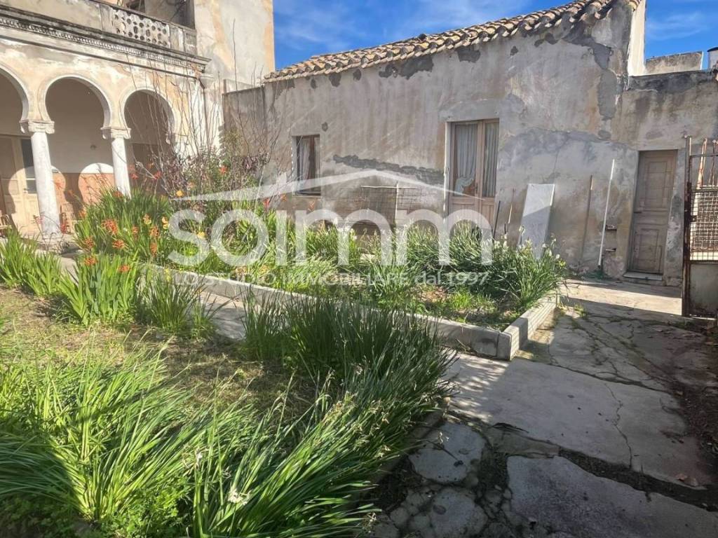 Casa indipendente a Sinnai in via Roma - Foto 2