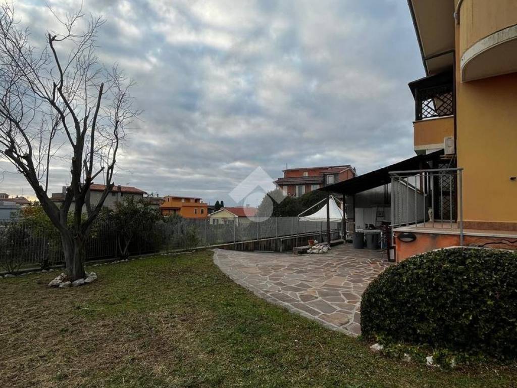 Appartamento a Albano laziale in Via Colle Nasone - Foto 4