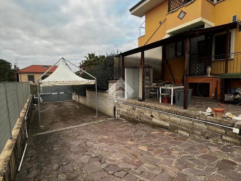 Appartamento a Albano laziale in Via Colle Nasone - Foto 5