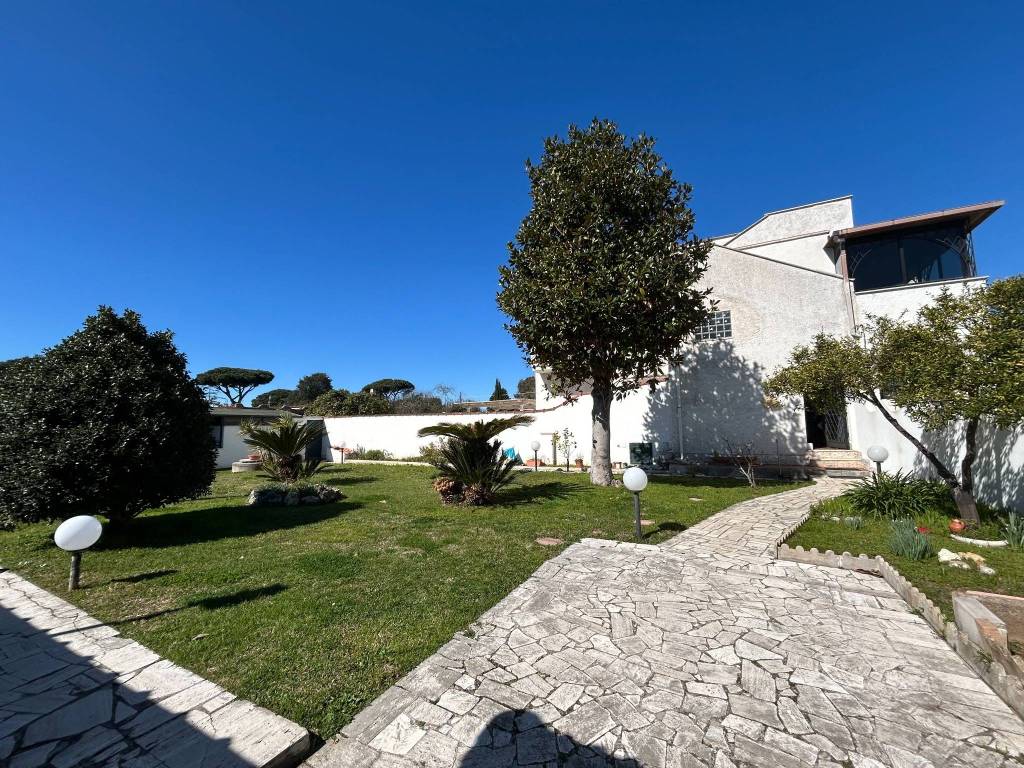 Appartamento a Terracina in Via San Felice Circeo - Foto 4