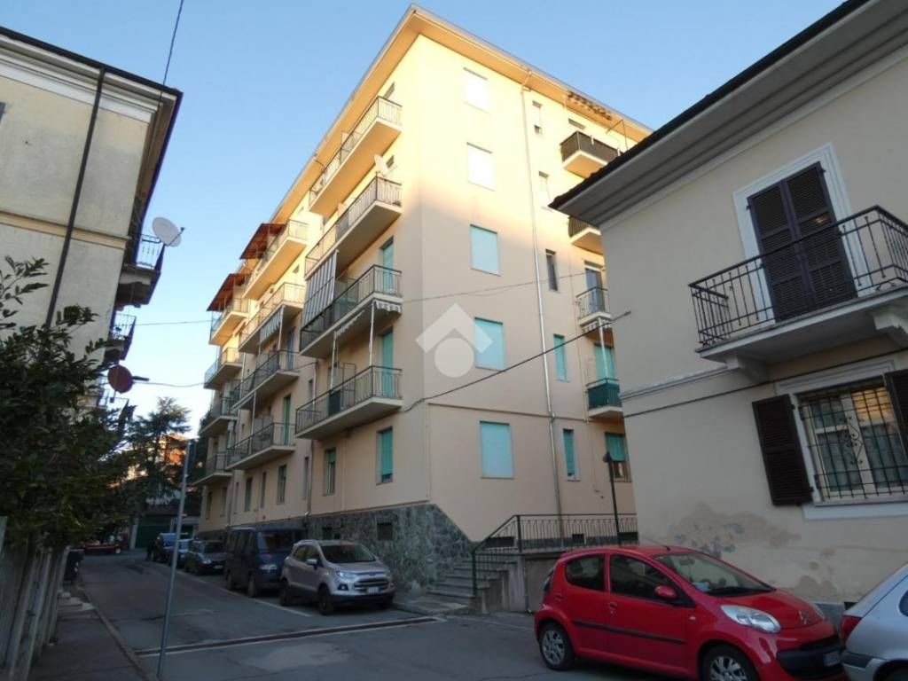 Appartamento a Acqui terme in Via Giordano Bruno, 24 - Foto 3